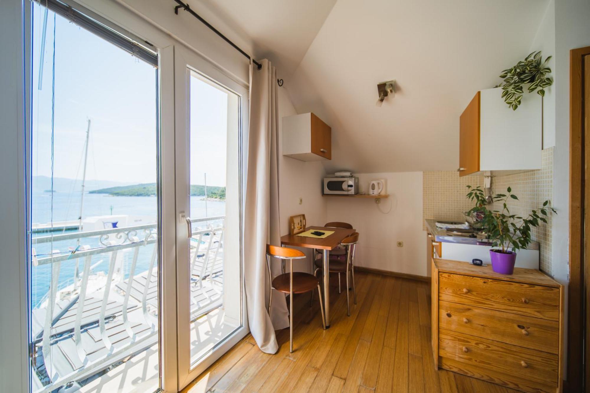 Apartments And Rooms Denoble コルチュラ エクステリア 写真